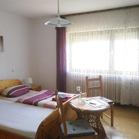 Gaestehaus Burgwald-Trekking Mittelsimtshausen Номер фото