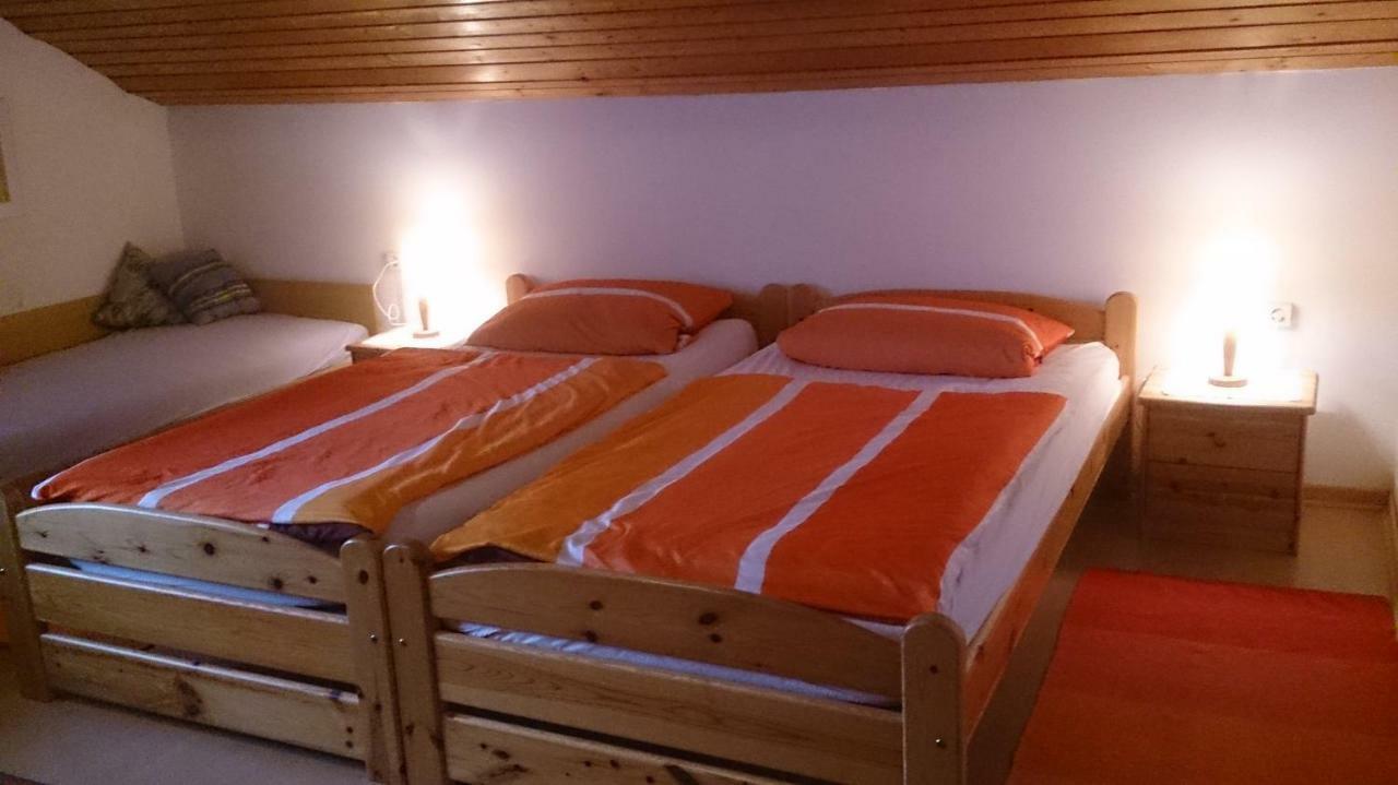 Gaestehaus Burgwald-Trekking Mittelsimtshausen Экстерьер фото